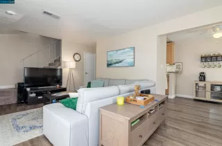 Photo #4: 41049260 Listing 