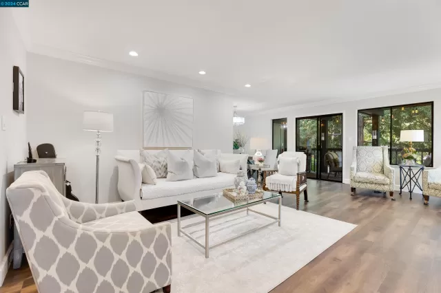 MLS: 41049297 Condo For Sale