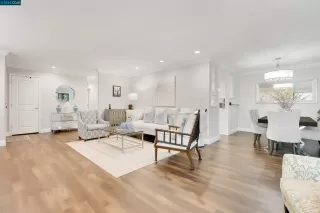 Photo #2: 41049297 Listing