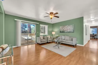 Photo #3: 41049330 Listing