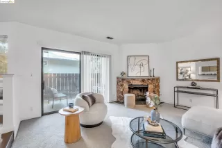 Photo #2: 41049441 Listing 