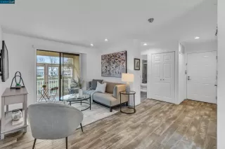 Photo #3: 41049528 Listing