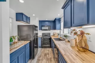 Photo #5: 41049528 Listing