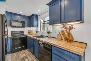 Photo #6: 41049528 Listing