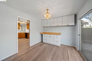 Photo #5: 41049531 Listing