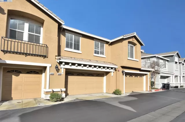 MLS: 41049554 Condo For Sale