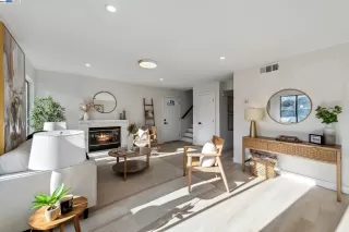 Photo #4: 41049582 Listing