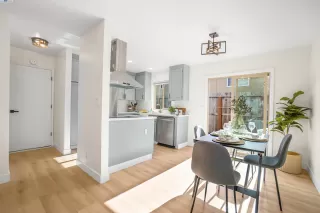 Photo #5: 41049648 Listing 