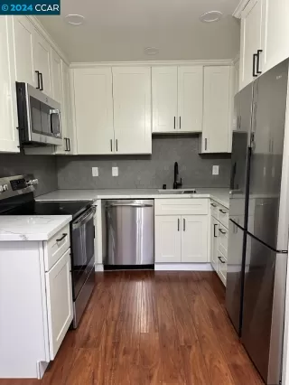 Photo #1: 41049682 Listing 