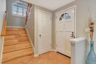 Photo #5: 41049698 Listing