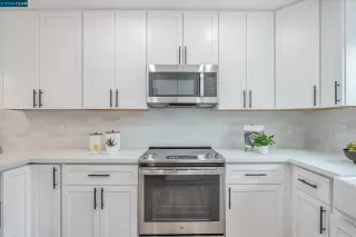 Photo #3: 41049733 Listing