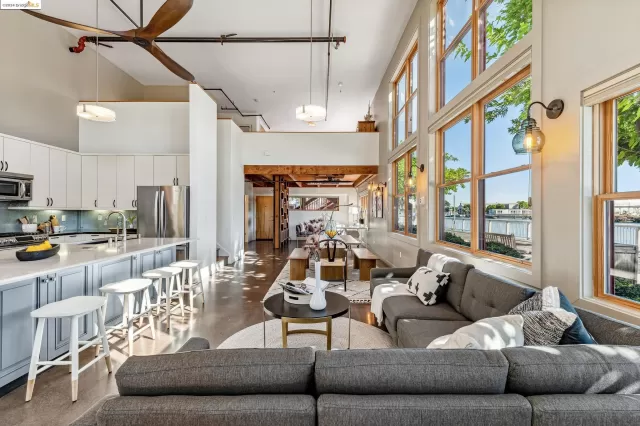 MLS: 41049753 Condo For Sale