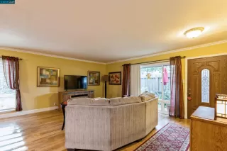 Photo #4: 41049793 Listing