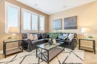 Photo #6: 41049846 Listing