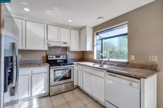 Photo #5: 41049868 Listing 