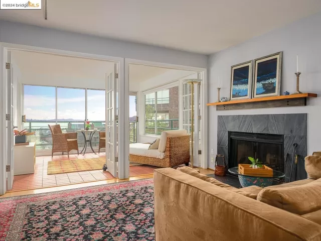 MLS: 41049884 Condo For Sale