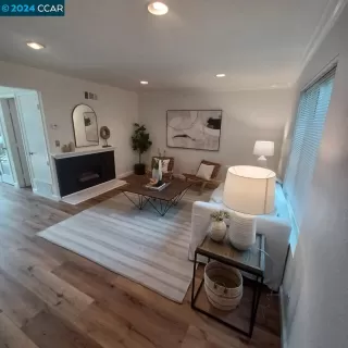 Photo #2: 41049897 Listing