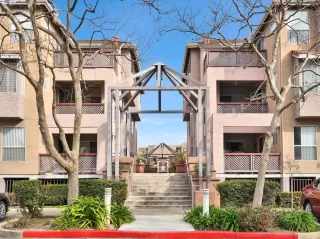 Photo #2: 41049919 Listing