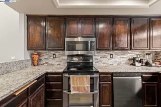 Photo #1: 41049975 Listing