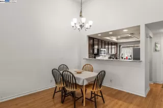 Photo #6: 41049975 Listing