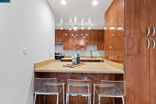 Photo #3: 41050057 Listing