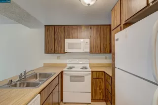 Photo #4: 41050075 Listing