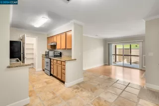 Photo #6: 41050112 Listing