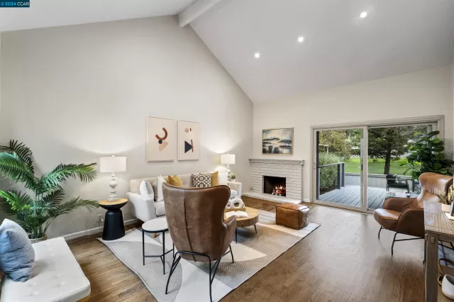 MLS: 41050164 Condo For Sale