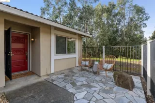 Photo #1: 41050172 Listing