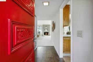 Photo #2: 41050172 Listing