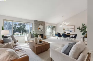 Photo #4: 41050172 Listing