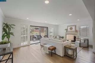 Photo #6: 41050175 Listing