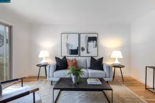 Photo #1: 41050212 Listing 