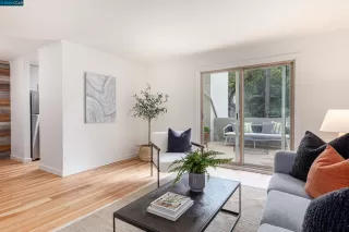 Photo #2: 41050212 Listing 