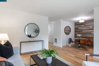 Photo #3: 41050212 Listing 