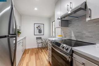 Photo #6: 41050212 Listing 