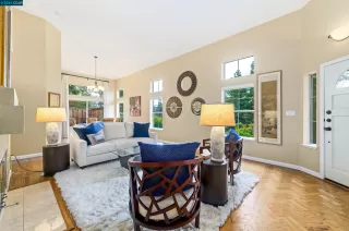 Photo #4: 41050229 Listing 