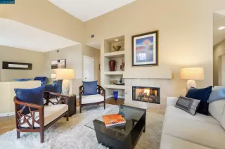 Photo #6: 41050229 Listing 