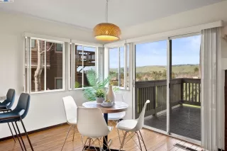 Photo #6: 41050343 Listing