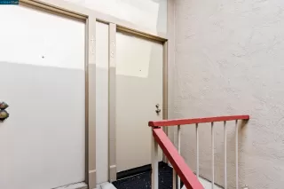 Photo #2: 41050378 Listing