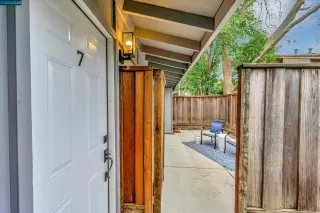 Photo #1: 41050388 Listing 