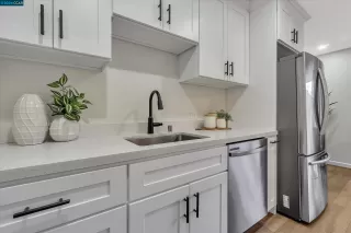 Photo #5: 41050388 Listing 