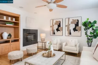 Photo #3: 41050459 Listing