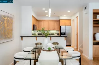 Photo #6: 41050459 Listing