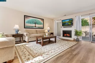 Photo #4: 41050460 Listing