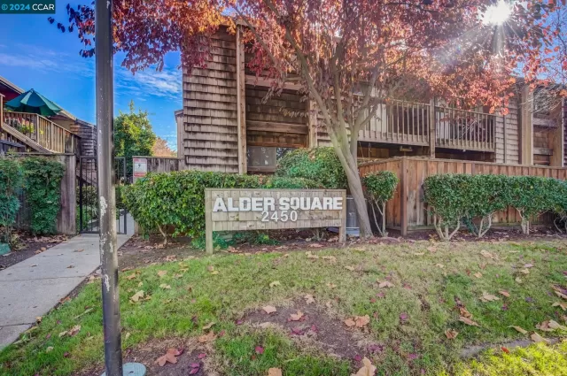 MLS: 41050504 Condo For Sale