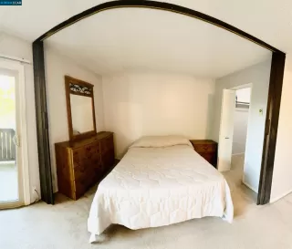 Photo #4: 41050505 Listing 