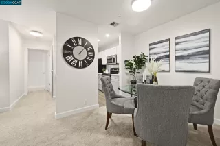 Photo #5: 41050531 Listing