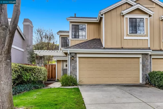 MLS: 41050538 Condo For Sale