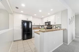 Photo #5: 41050573 Listing